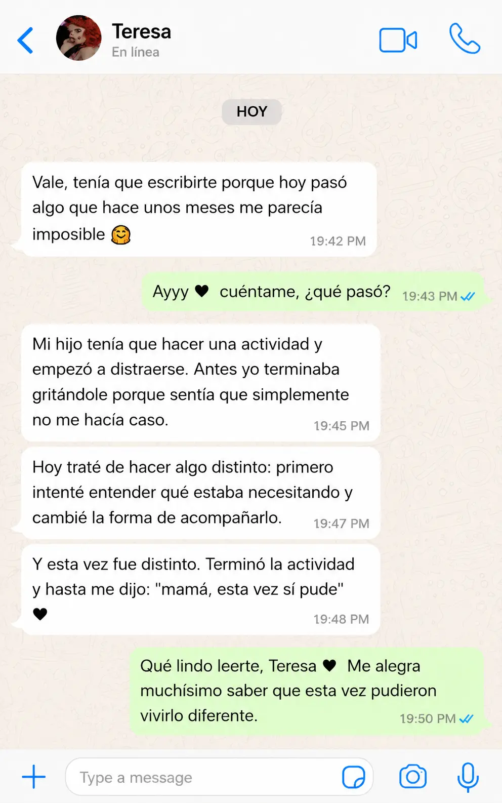 Testimonio real de Teresa, madre PequeMente, conversación de WhatsApp